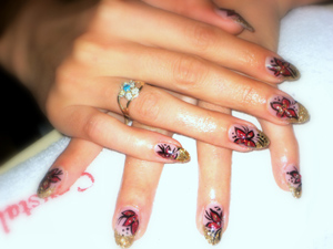 Műköröm referencia